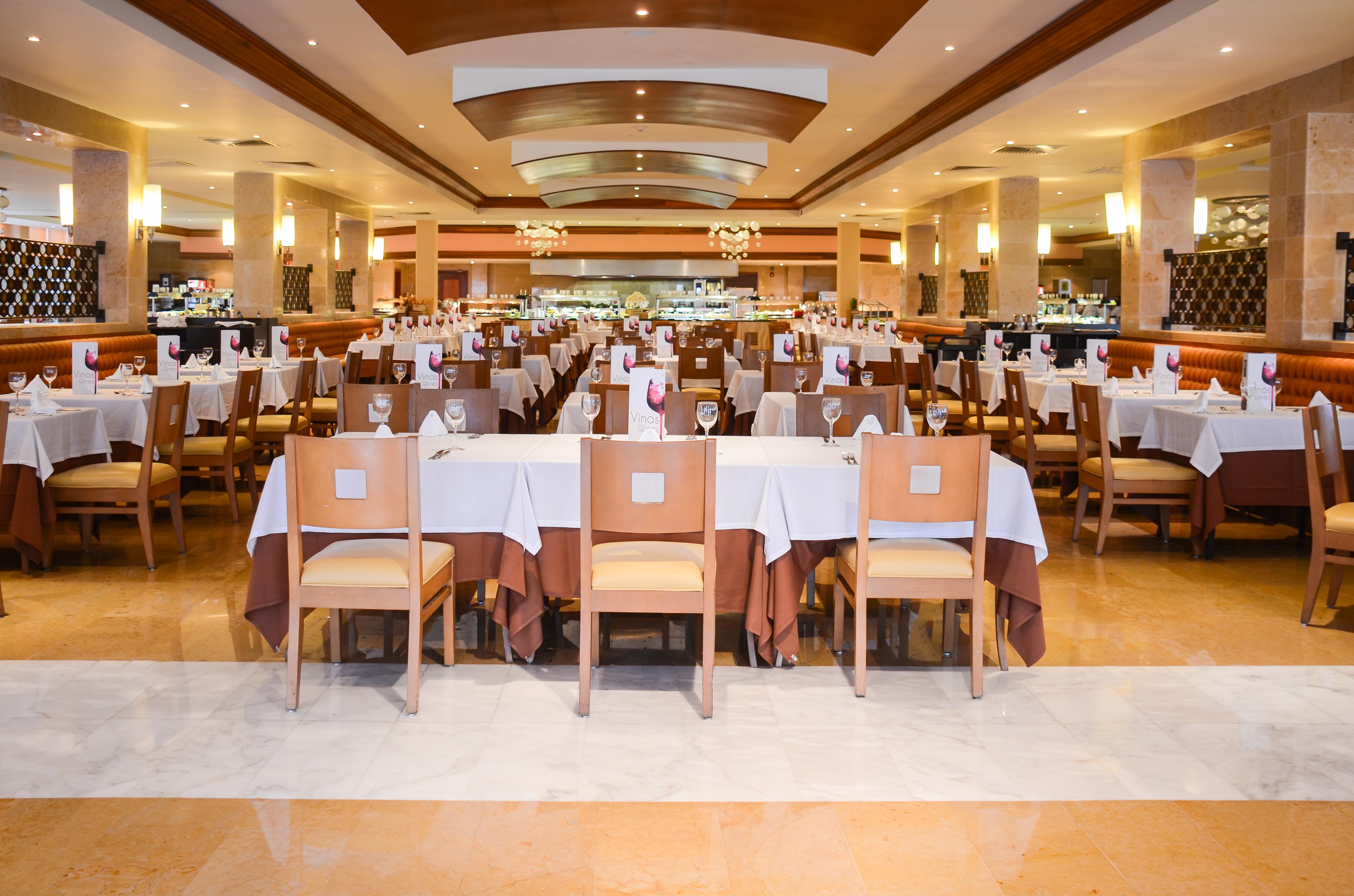 Grand Sunset Princess Плая дел Кармен Екстериор снимка The restaurant
